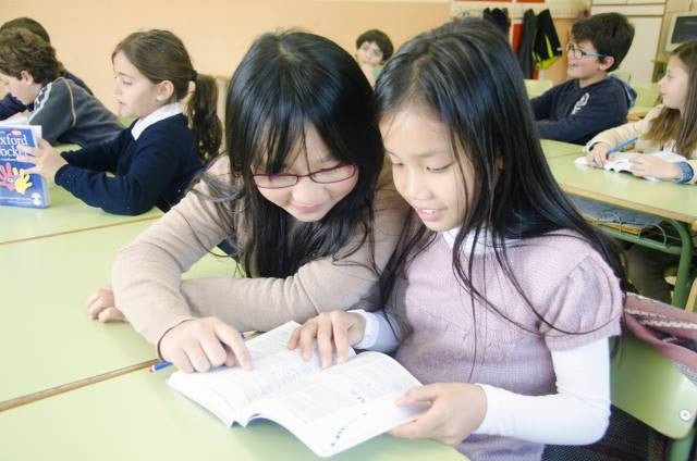 Japanese textbooks require a lot of "explaining"