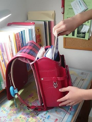 Textbooks are owned by each student in Japan